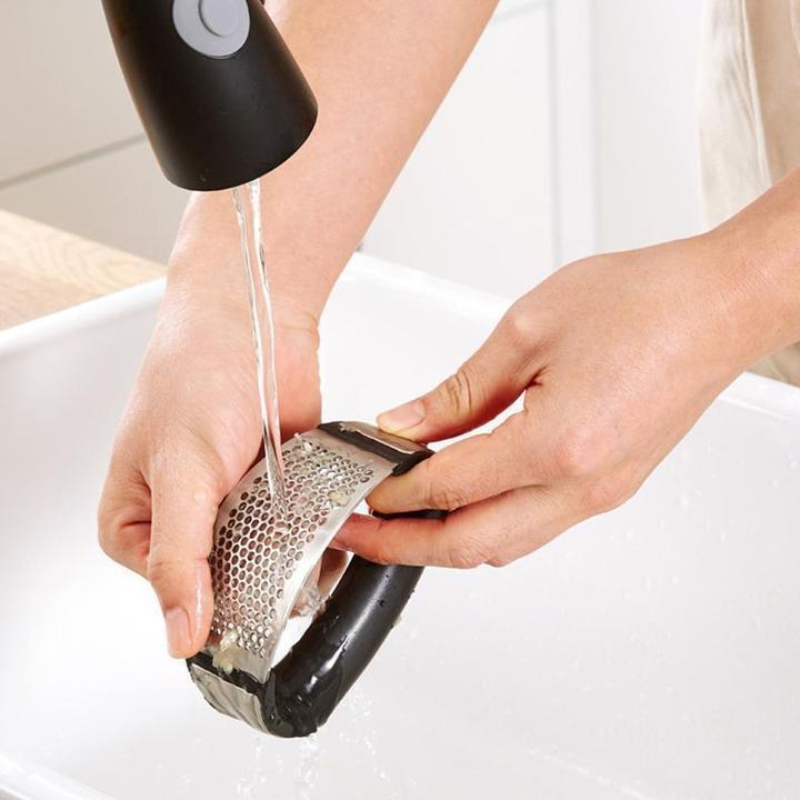 【EASY PREP】 Foodie Press™ Stainless Steel Vegetable Press