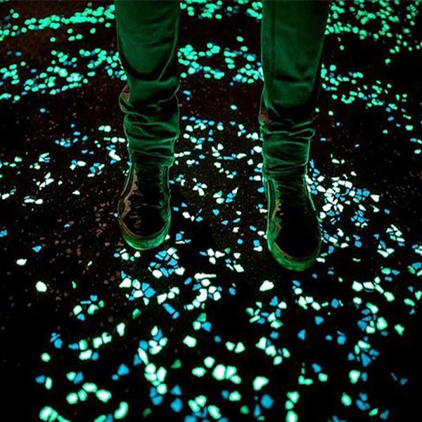 【MULTI-BUY SALE】 Glow in the Dark Garden Pebbles