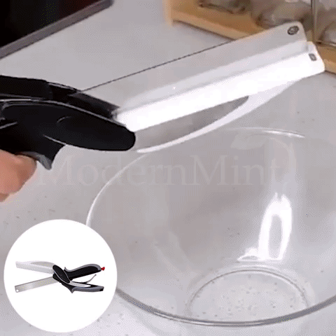 【QUICK CUT!】 2-In-1 Cutting Board Scissors
